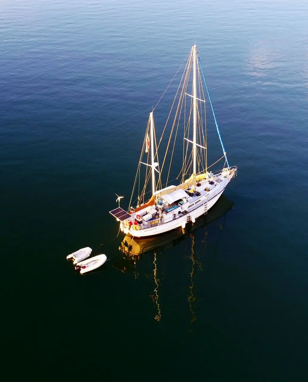 Sailing yacht Tandemeer underway on the open water